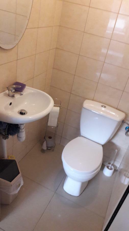 Noclegi Pod Siodemka Łódź Kültér fotó